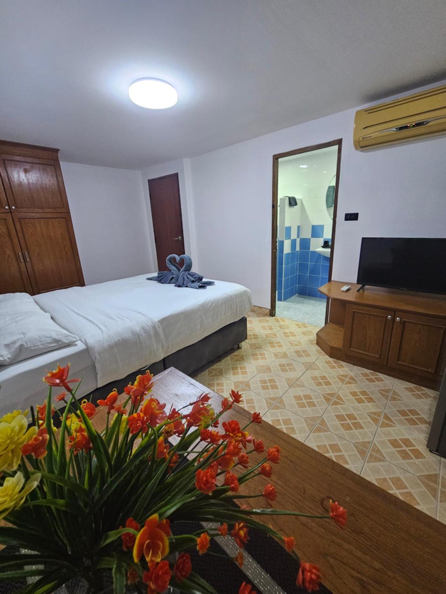 Candy Beach Seaview Jomtien Exterior foto