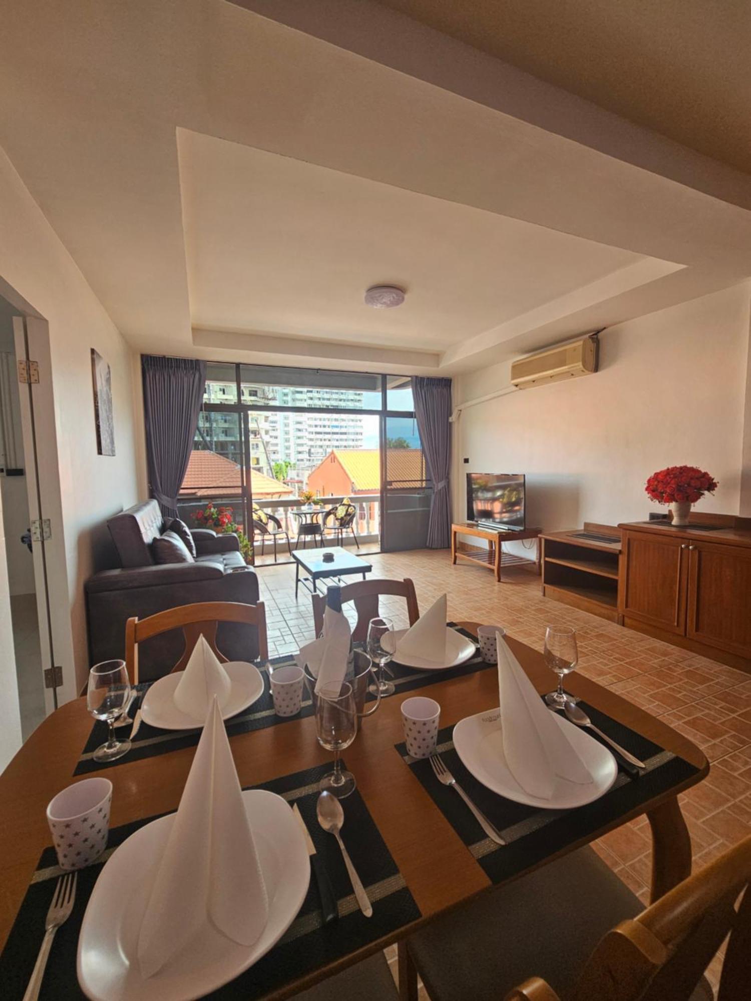 Candy Beach Seaview Jomtien Exterior foto
